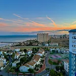 Apartamento En Primera Linea De La Playa A 15 Minutos De La Ciudad De Valencia