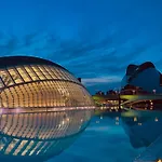 Rooms In Valencia Great Location In Shared Apartment