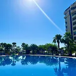 Blue Beach Apartment+Oceanview+Private Parking