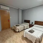 Hostal Abastos