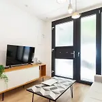 Apartamento Acogedor Frente A Plaza Del Cedro