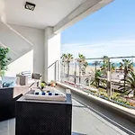 Moderno Apartamento Con Vistas Al Mar En Valencia