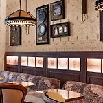 Palacio Santa Clara, Autograph Collection