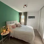 Petite Penthouse With The Sunniest Terrace In Valencia