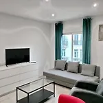 Familias Y Grupos Apartamento Muy Grande En El Centro De Valencia