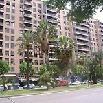 Ciudad De Las Ciencias Apartments