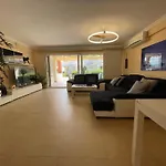 Bungalow On The Beach 15 Minutes From Valencia
