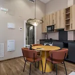Premium Suite By The Turia River 3