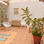 Guestready - Charming Retreat In Extramurs Area