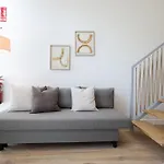 Florit Flats - The Malilla Apartments