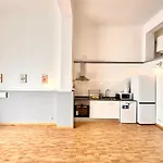 Benimaclet Industrial Apartaments