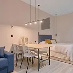 Romantic Apartment N6 Oceanografico Virkin Suites