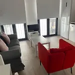 Apartamentos Hiedra Y Tapineria Mercado Central