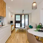 Apartamento Acogedor Frente A Plaza Del Cedro