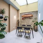 Apartamento 2 Hab En Malvarrosa A Metros De La Playa, Con Terraza Y Zonas Comun 3D