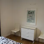 Apartamentos Hiedra y Tapinería Mercado Central