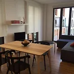 Apartamentos Hiedra Y Tapineria Mercado Central