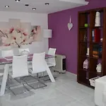 Sweet Caroline Apartment