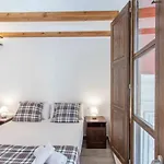 Apartup Central Market I