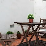 Apartamento Con Terraza Al Lado De La Playa