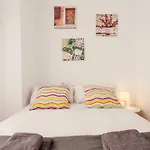 Rualva Flats, Viveros Chic & Central