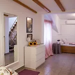Lluch House