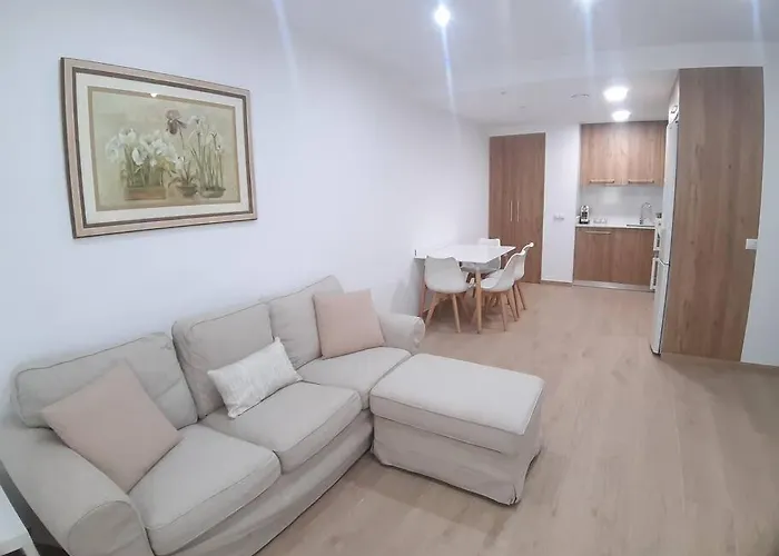 Malvarrosa 5Px 2Bth 5 Min Beach. Wifi.