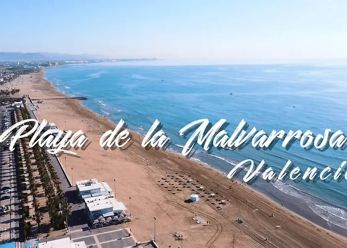 Holiday&Vacations Apartment On The Beach