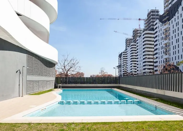 Precioso Apartamento En Residencial Con Piscina