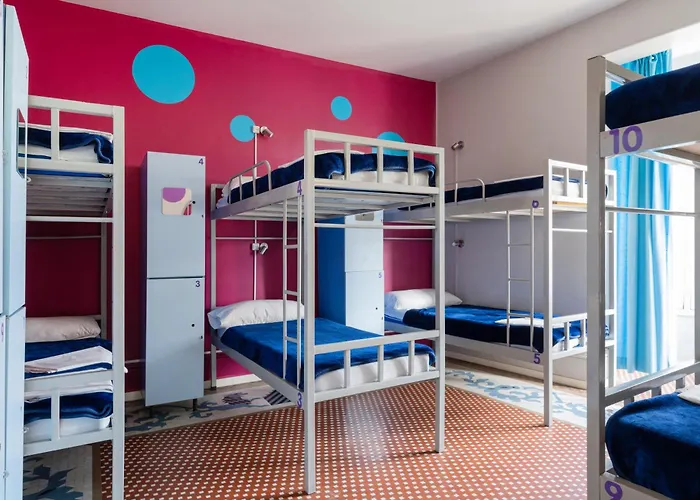 Feetup Home Backpackers Valencia