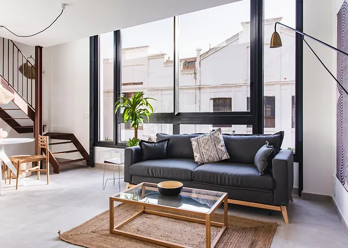 Valencia Apartments By Olala Homes