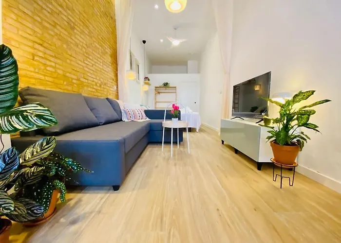 Relaxing Beachside Cabanyal Loft
