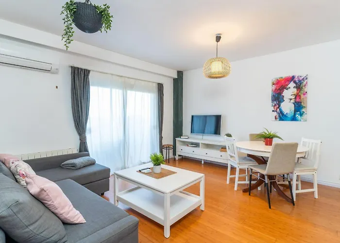 Skyline Gardens Penthouse
