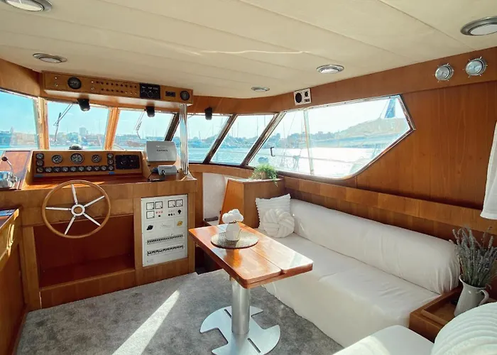Malmo\'S Yacht
