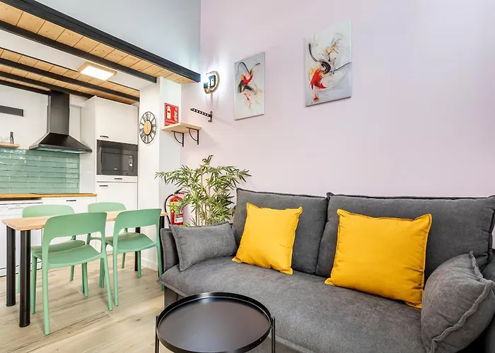 Marie Curie Flats, Lovely Loft