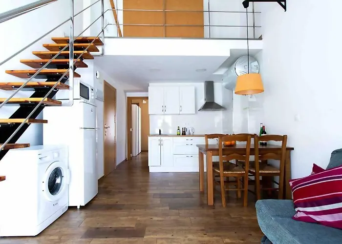 Acogedor Duplex Con Terraza Interior En La Playa
