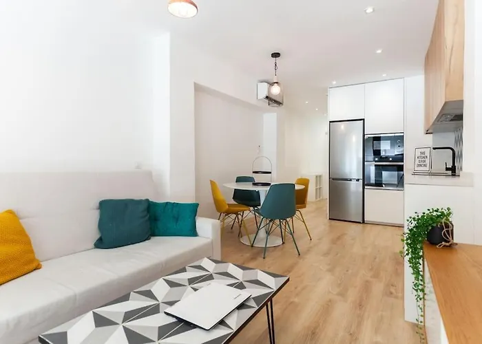 Apartamento Acogedor Frente A Plaza Del Cedro
