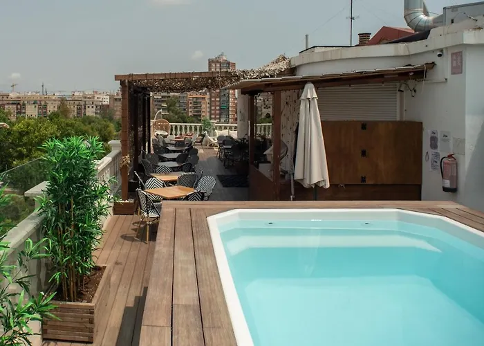 Blanq Carmen Hotel