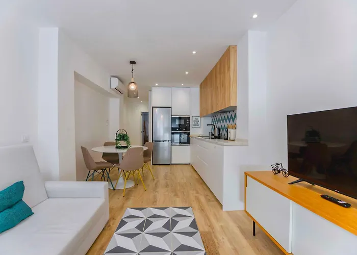 Apartamento Acogedor Frente A Plaza Del Cedro