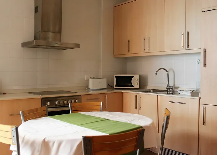 Apartamento Con Terraza Al Lado De La Playa