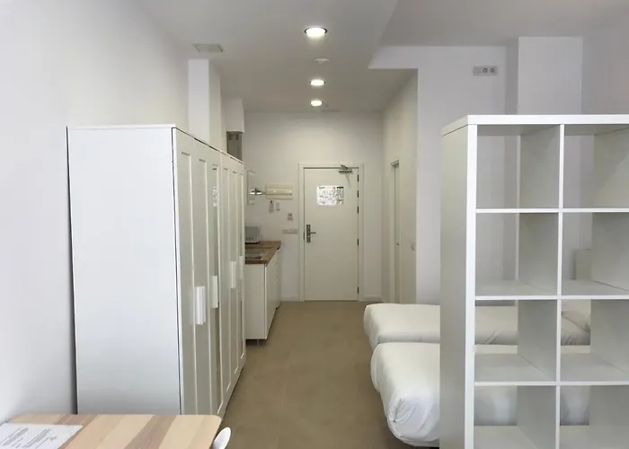 City Suites Marina