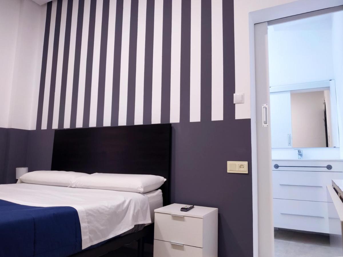 Guest house Flats Friends Plaza De La Reina