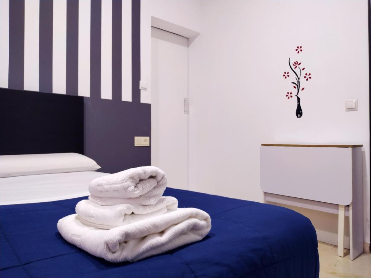 Flats Friends Plaza De La Reina Guest house Valencia