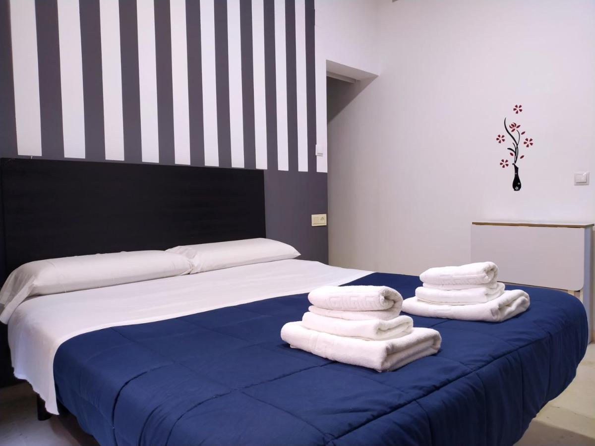Flats Friends Plaza De La Reina Guest house Valencia