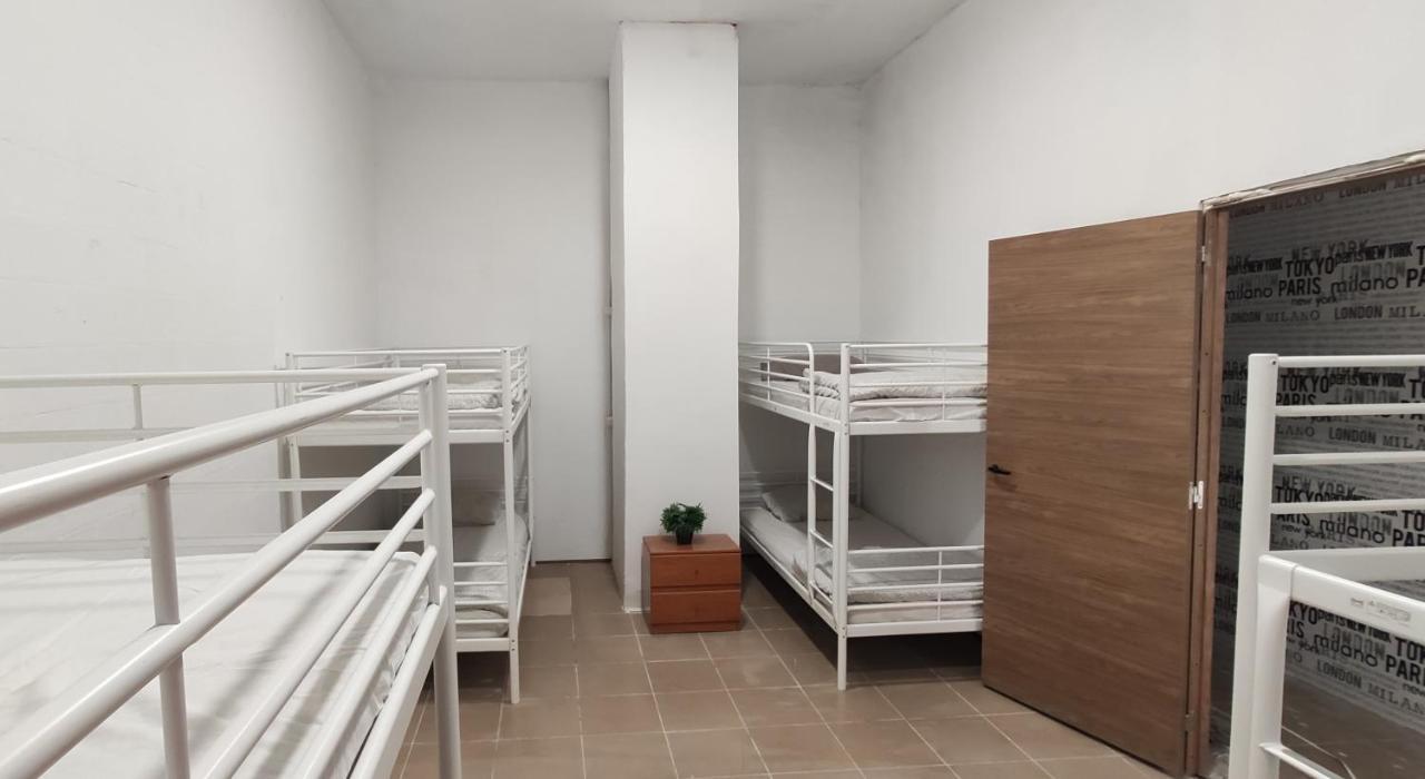 Casa Valenciana Hostel *