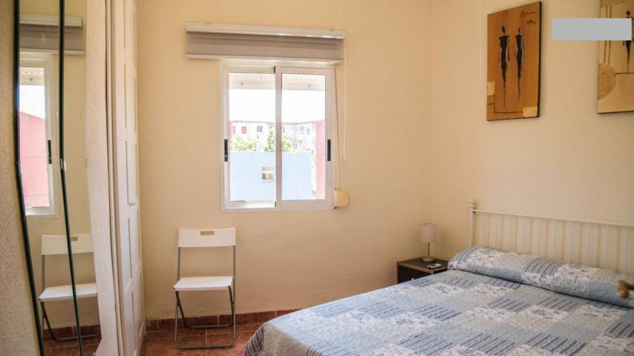 Malvarosa Beach Economy Apartment *