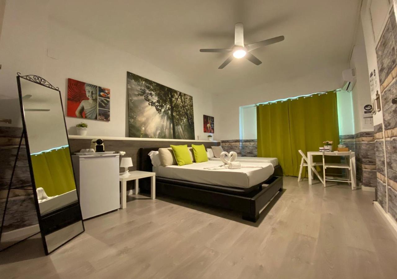 Suits You: Adults-only Centro Historico With Auto Check-in Valência