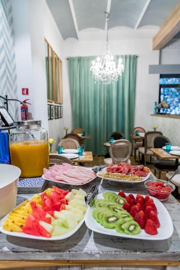 Acomodação com café da manhã  Maison Reina 3*