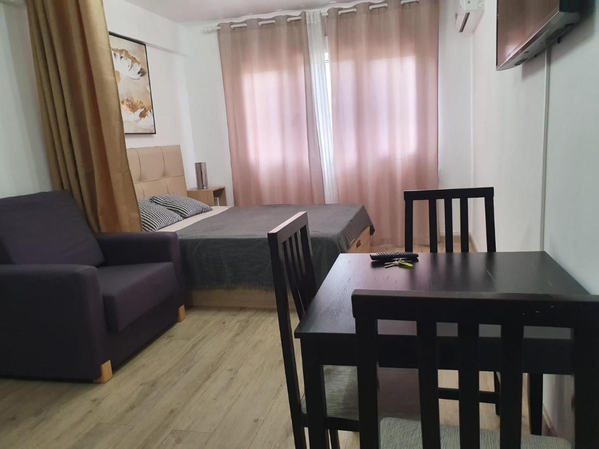 Apartment Versus Near Of Arts