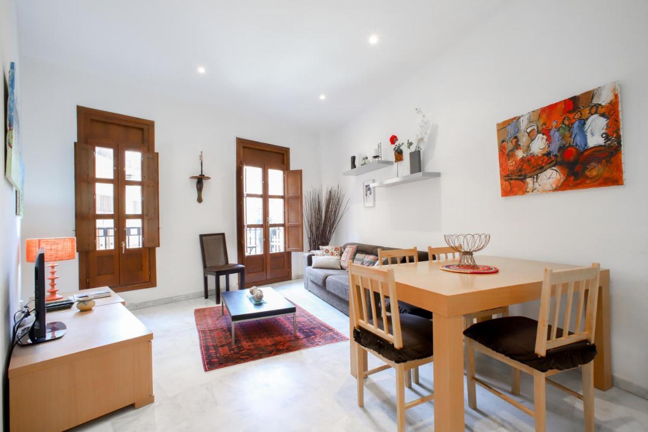Centro. Wifi/aacc Jacuzzi Apartment